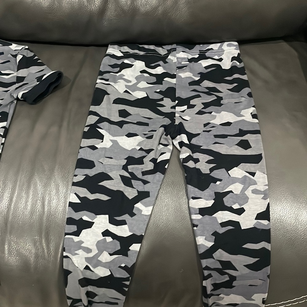 2 piece pajama set from Kirkland brand new size 8 no tags